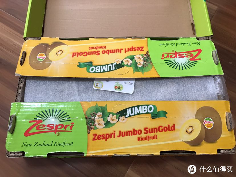 新西兰 Zespri 佳沛金奇异果原装箱巨大果开箱吃后感