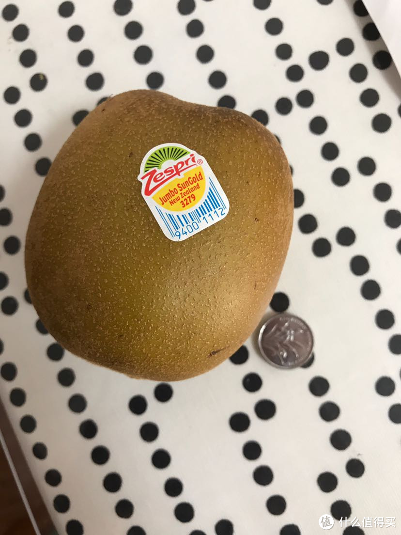 新西兰 Zespri 佳沛金奇异果原装箱巨大果开箱吃后感