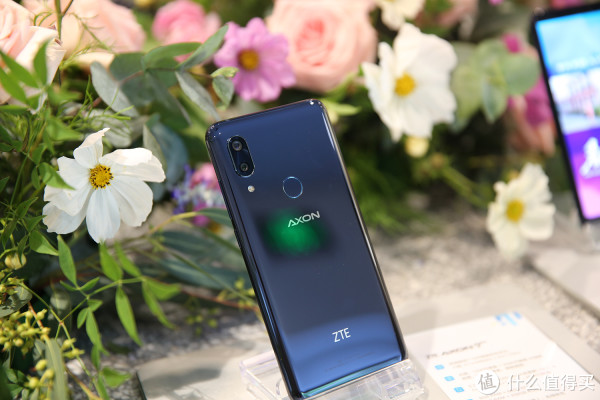 ZTE 中兴 国内发布 天机 Axon 9 Pro 智能手机,