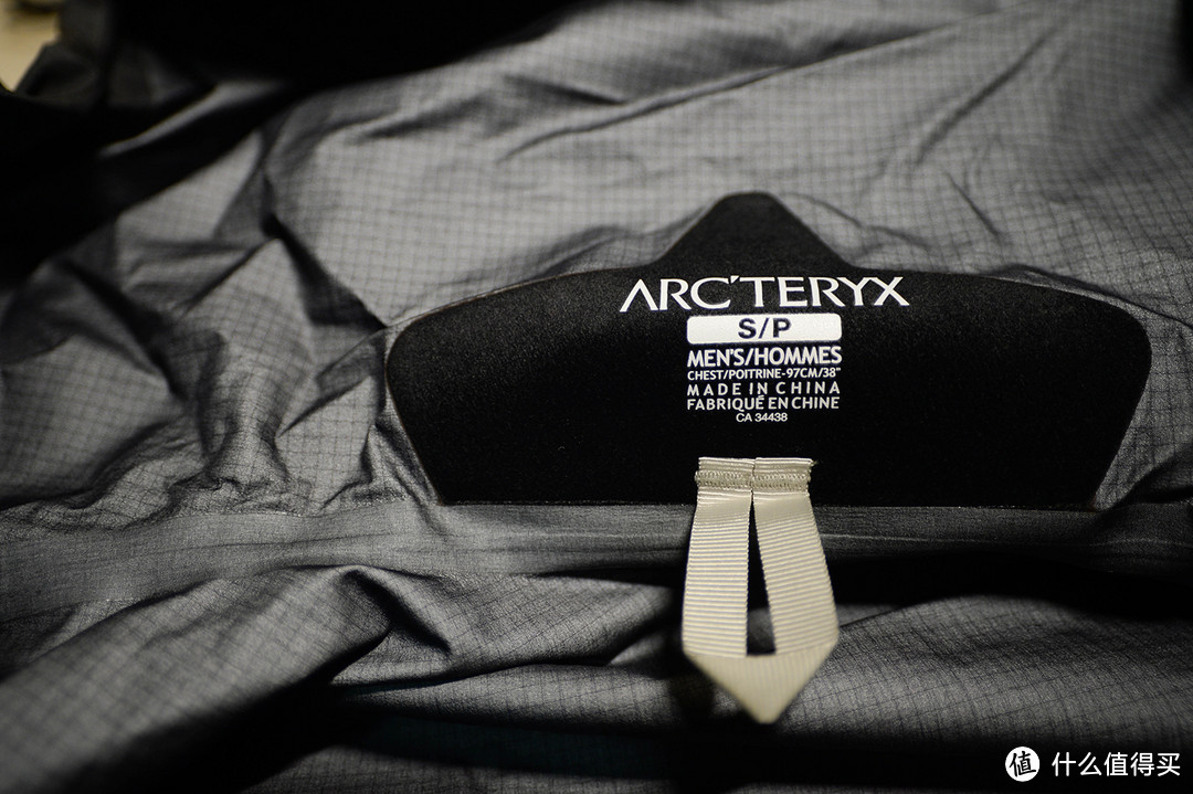 “不爱SV爱AR”—入手Arc'teryx Alpha AR Carbon Copy（碳灰色）