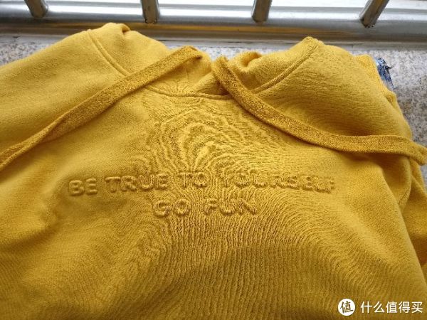 “立体压花”正面