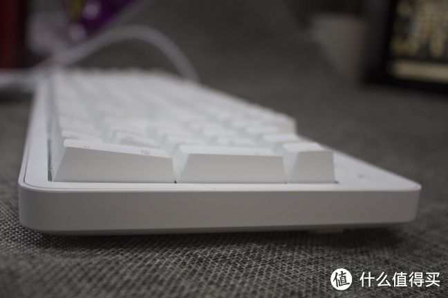 年轻人的第一把cherry键盘,悦米MK06樱桃版开箱