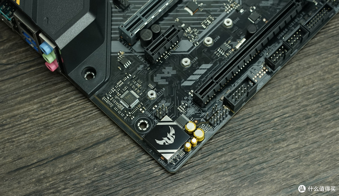 有了这台RTX2080Ti小钢炮 畅玩未来2年4K游戏大作也是湿湿碎!
