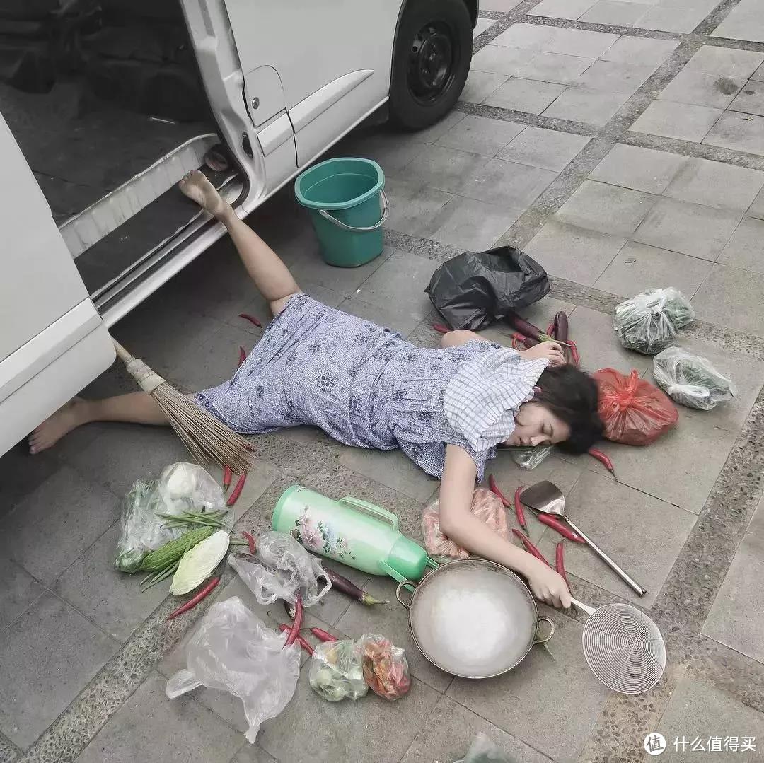 听说，现在都流行这样拍照了...