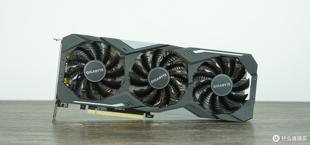 有了这台RTX2080Ti小钢炮 畅玩未来2年4K游戏大作也是湿湿碎!