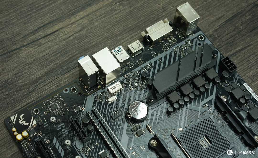 有了这台RTX2080Ti小钢炮 畅玩未来2年4K游戏大作也是湿湿碎!