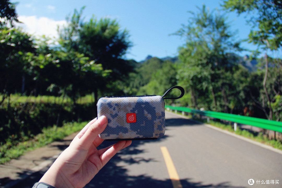 DOSS超级蓝牙音箱—户外旅行，好的音乐玩伴