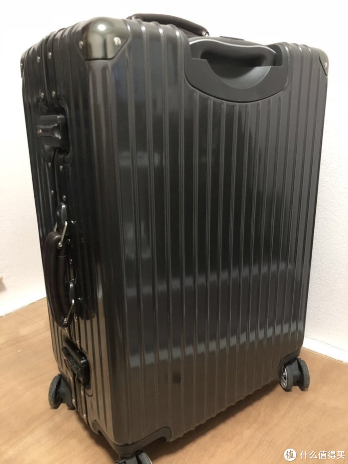 200元的颜值担当:网易严选24寸铝框行李箱简评