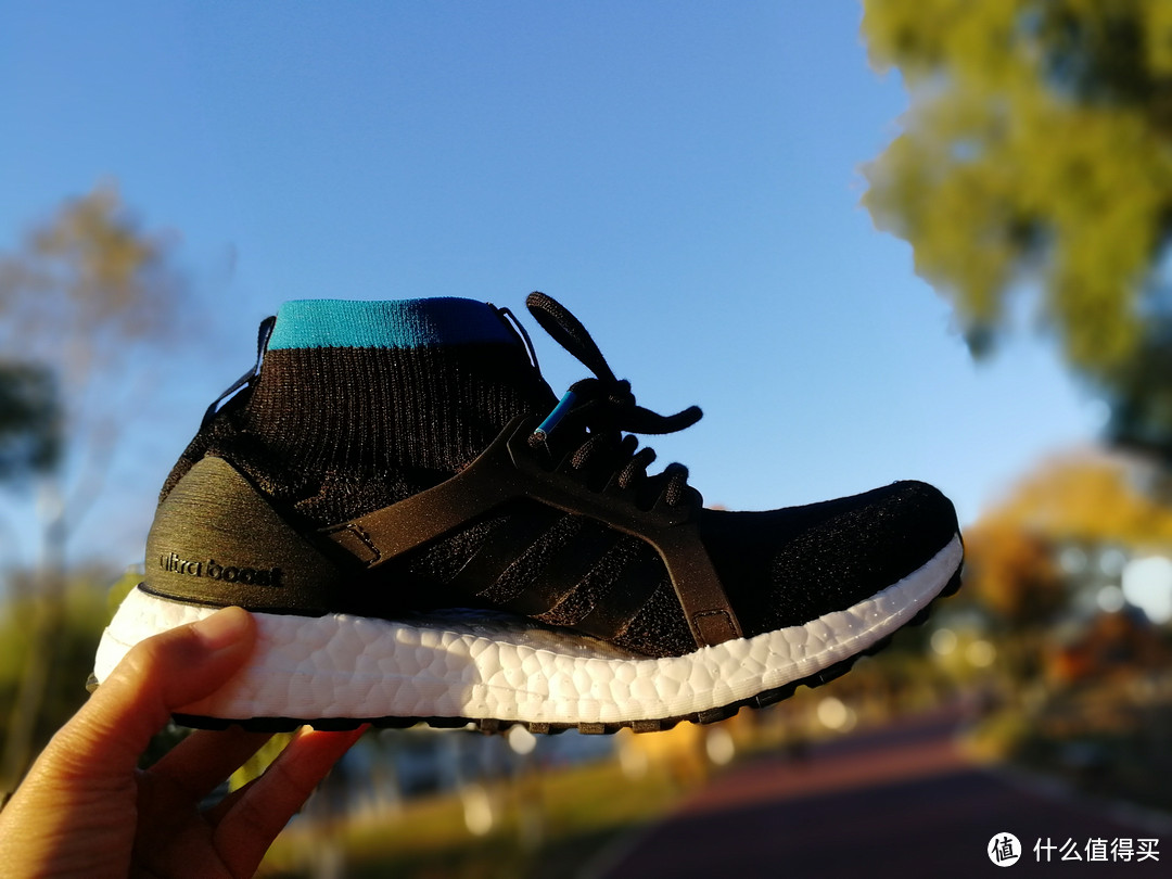 Ultra BOOST X 极致保护 专属潮鞋 致敬她的每一面