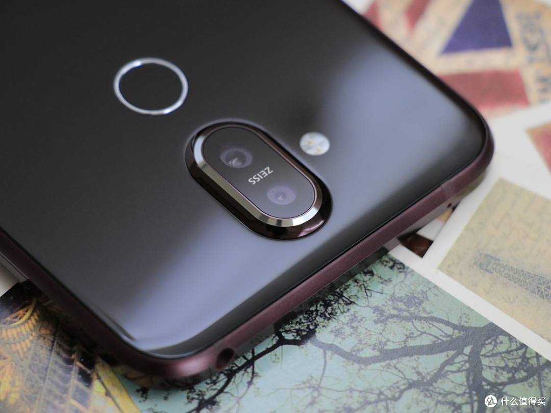Nokia X7手机体验:浑身上下都“不被定义”
