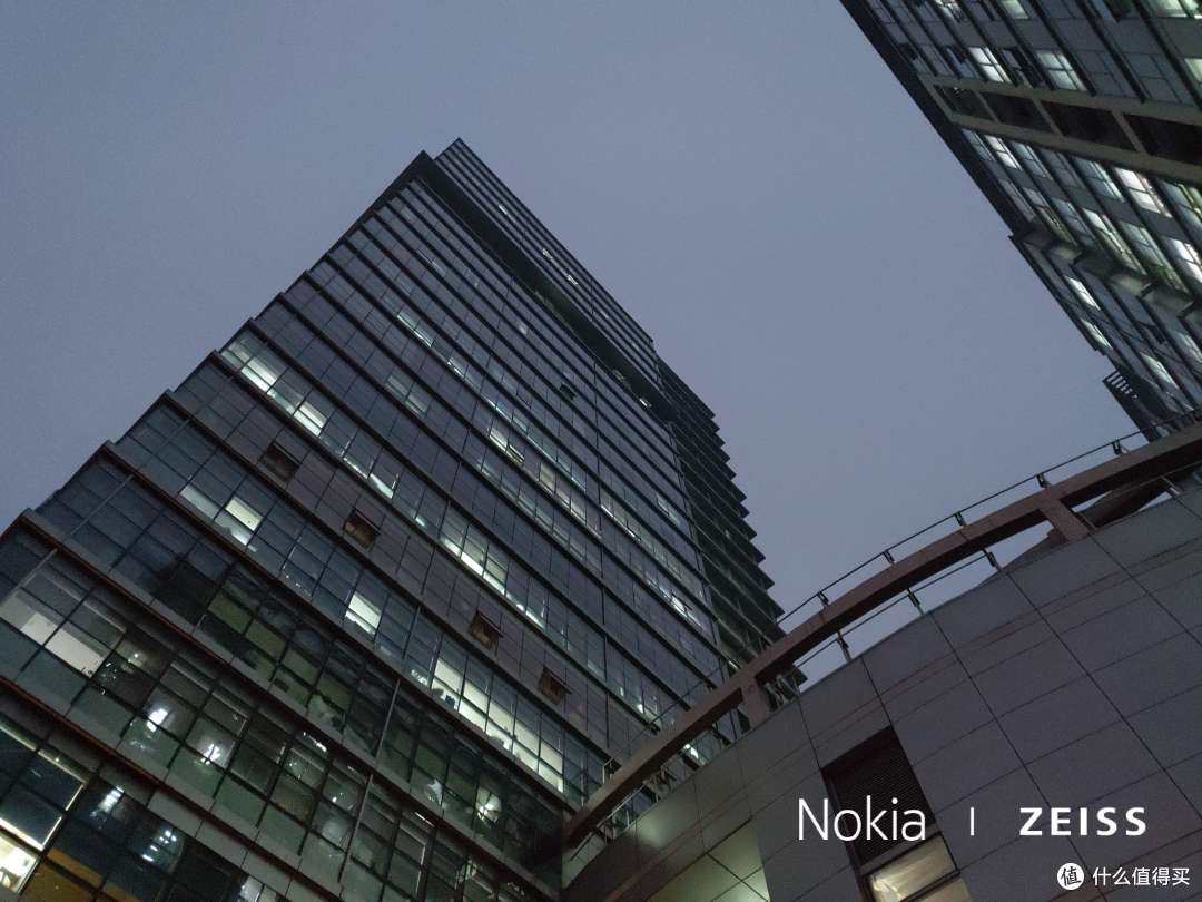 Nokia X7手机体验:浑身上下都“不被定义”