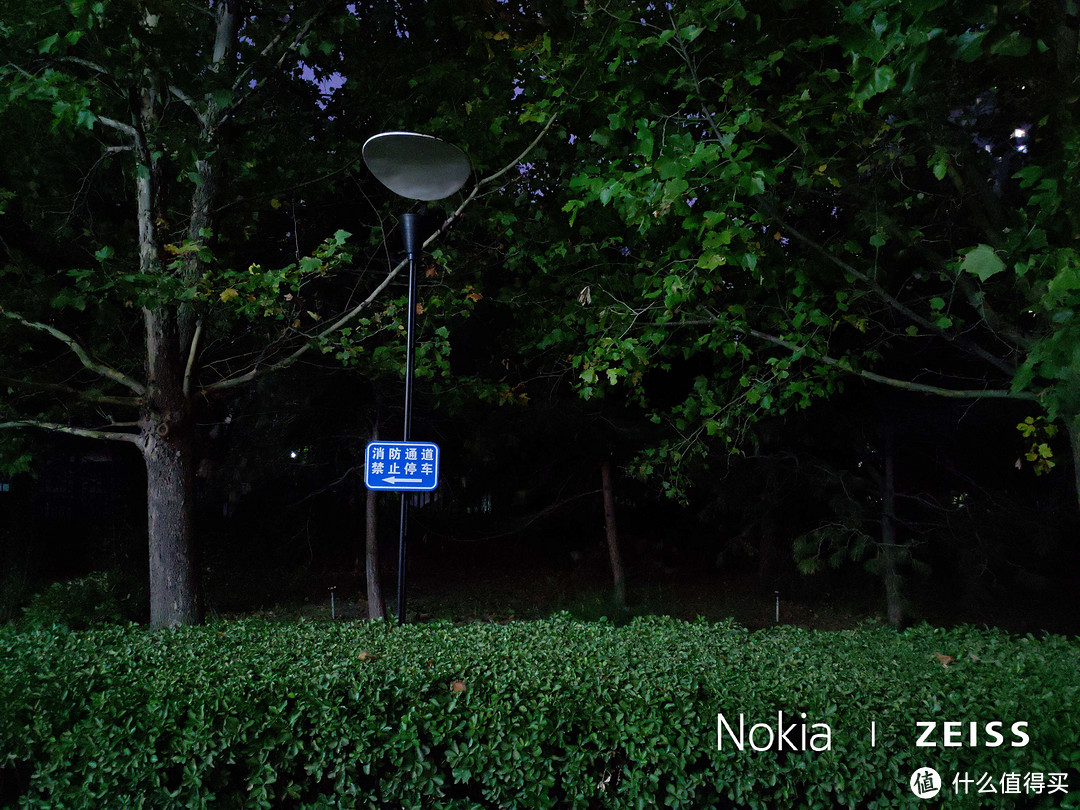 Nokia X7手机体验：浑身上下都“不被定义”