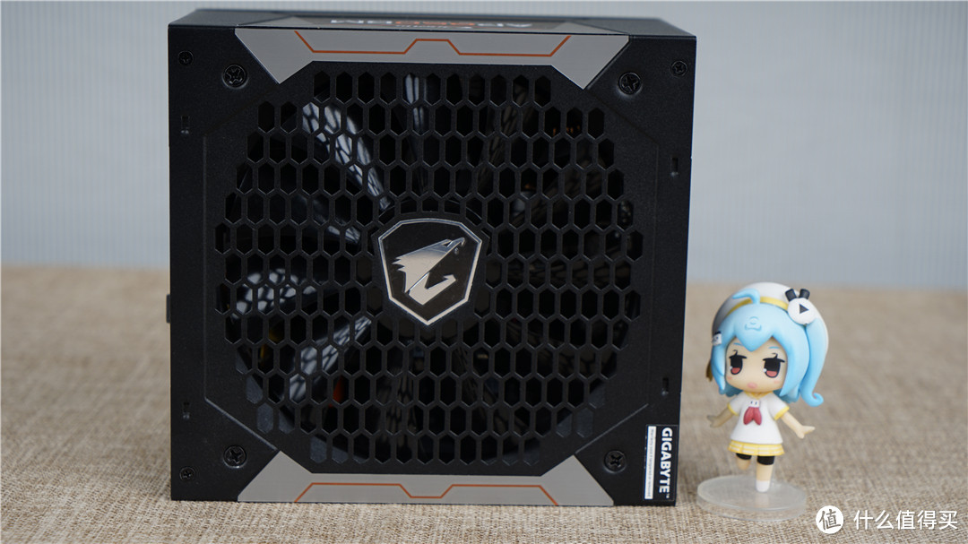 假装是一次毫无新意的装机秀— GIGABYTE 技嘉Z390 AORUS PRO 主板装机开晒