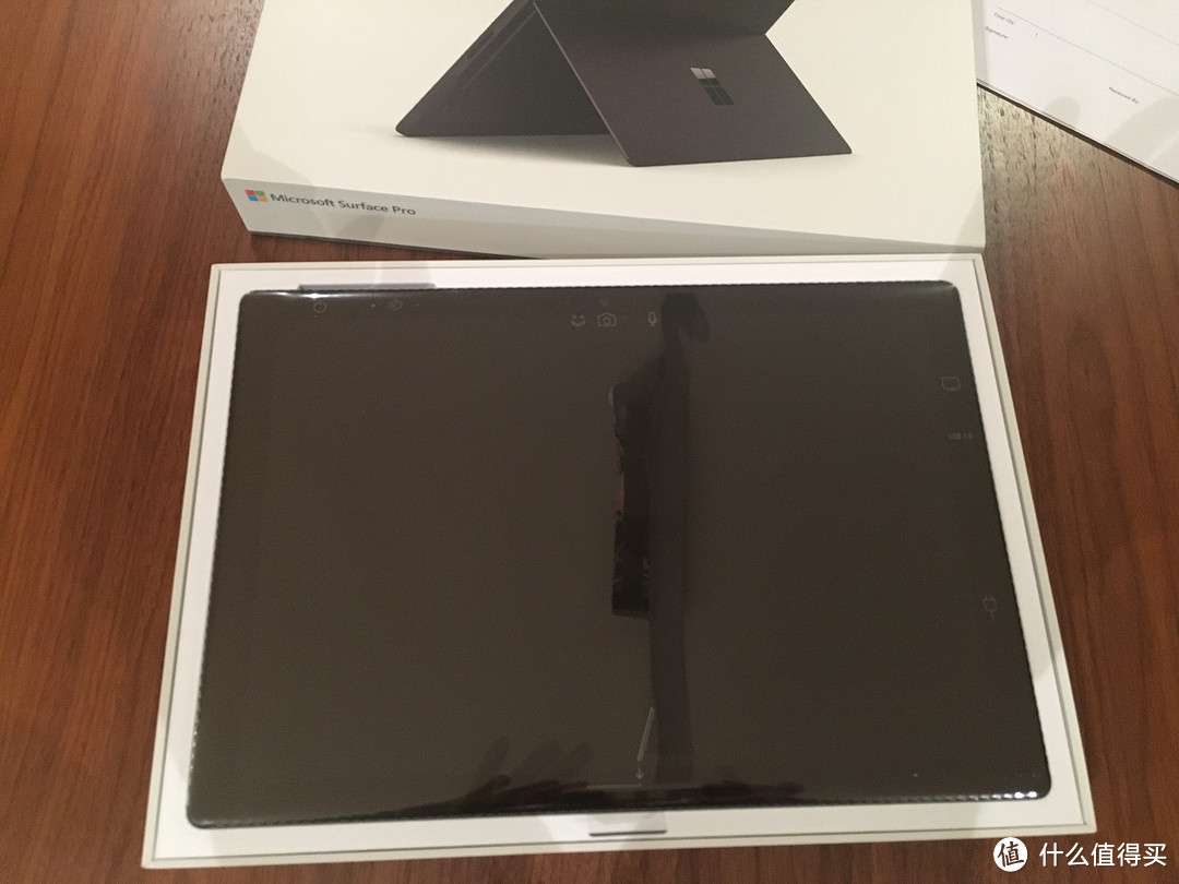 到货！张大妈首发2018全黑版Surface Pro 6开箱