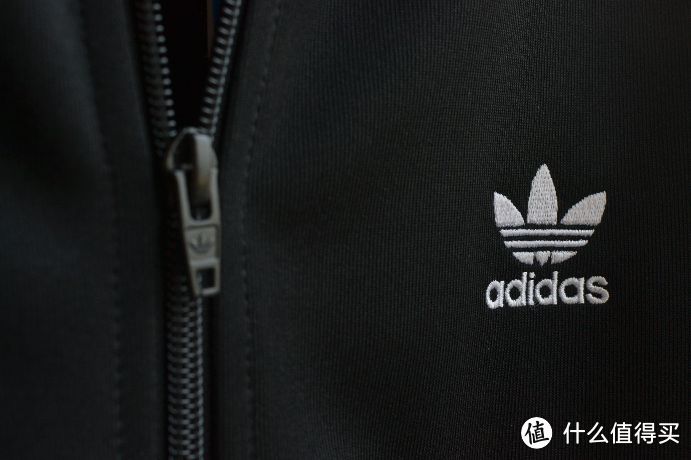 潮流经典—Adidas 三叶草 2018款 SST TT 针织外套 CW1256