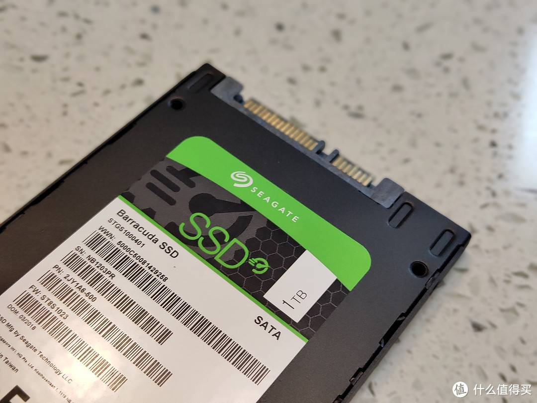 重回消费级市场：希捷酷鱼系列 1TB SATA 6 固态硬盘 开箱简测