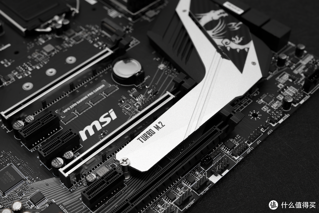 微星Z390 GAMING PRO CARBON主板抢先看:依旧是中高端主力