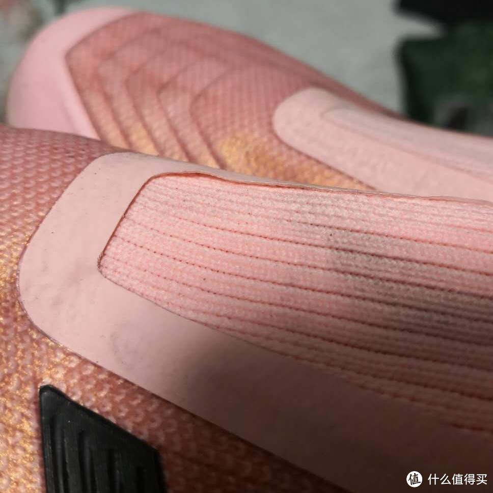 adidas阿迪达斯最新幻影系列，猎鹰18+粉色*级TF钉足球鞋初体验