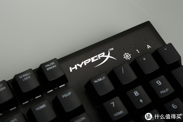 HyperX Alloy FPS RGB机械键盘外观