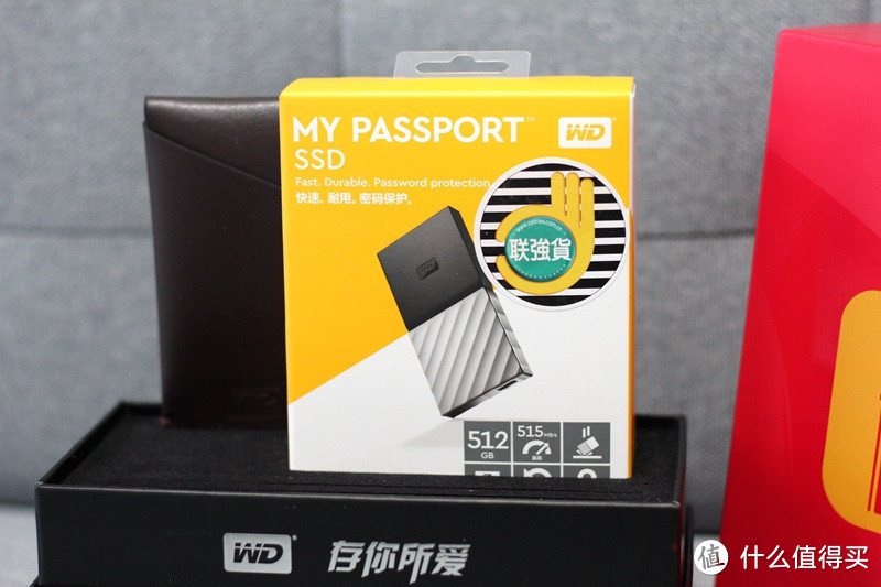 庆祝31岁退休，我把这个递给了领导 – 西部数据WD My Passport SSD 移动硬盘开箱实测