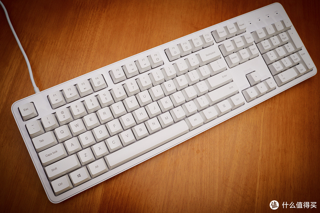 简约而素雅，悦米机械键盘 104Cherry版能否胜任年轻人的第一个机械键盘？