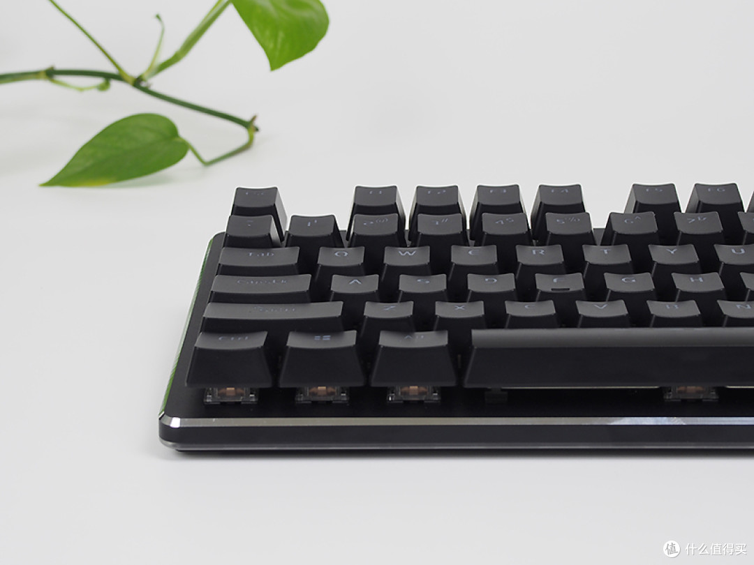 指尖流光,夜舞倾城—达尔优EK925 RGB机械键盘体验分享