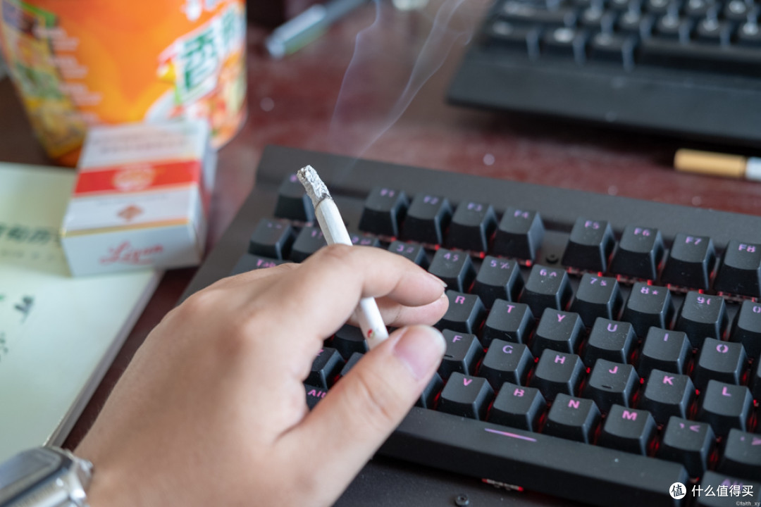 水洗键盘了解一下,RAPOO 雷柏 V750 机械键盘开箱