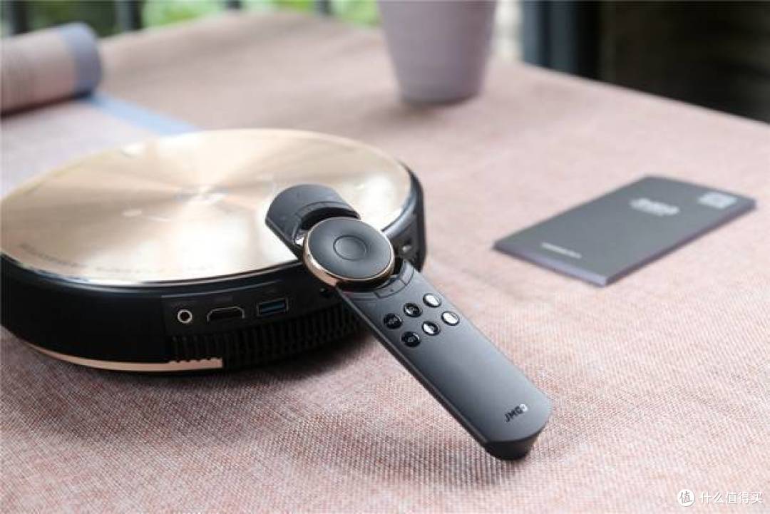 玩转坚果E9智能投影，多场景体验智能生活很有趣