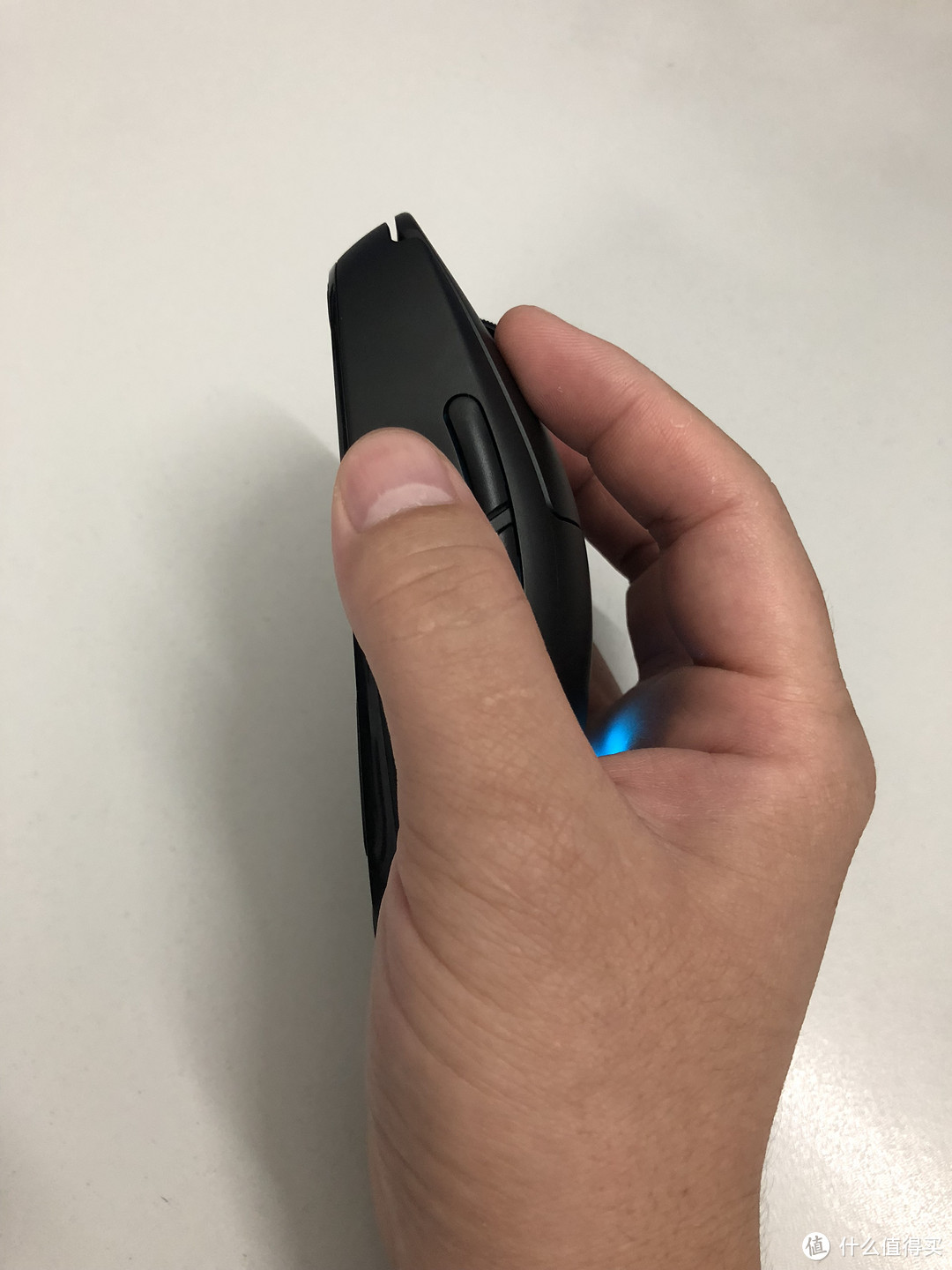 罗技G Pro Wireless个人评测 还能优化设计的轻量化无线鼠标