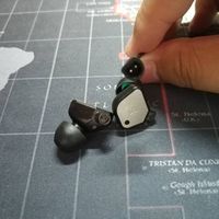 森海塞尔 IE80 入耳式动圈耳机使用体验(配对|听感|续航|重量|佩戴)