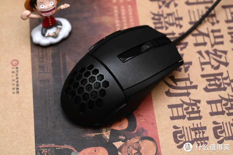 蜂巢设计、72g、129元,Tt eSPORTS 斗龙 夜袭VENTUS R版鼠标体验