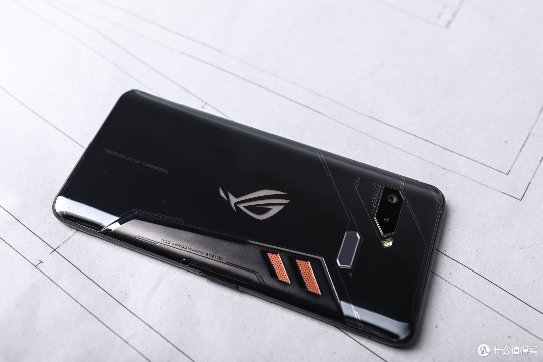充值信仰 ASUS 华硕 ROG Phone开箱