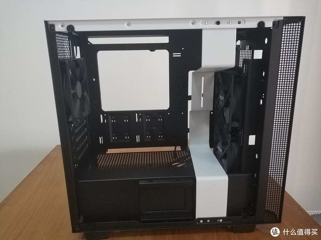 M-ATX主板和M-ATX机箱更配哦—NZXT H400开箱