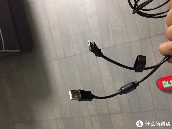 数据总长1.5m安卓接口用起来比较方便，但是感觉线有点细