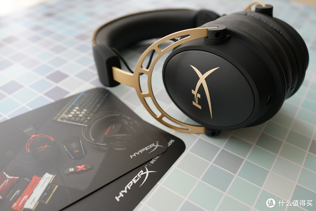 ”黑的金彩“—— HyperX 阿尔法黑金版耳机开箱小评