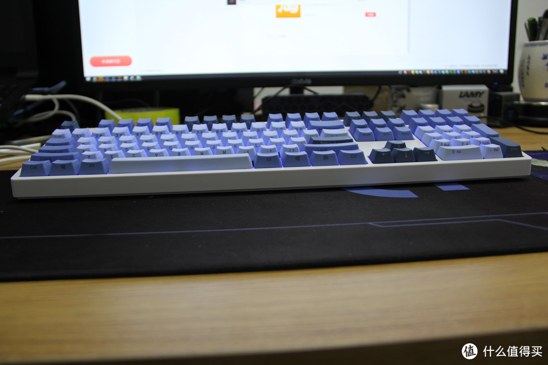IKBC F108时光机 白色红轴机械键盘+观沧海PBT侧刻键帽