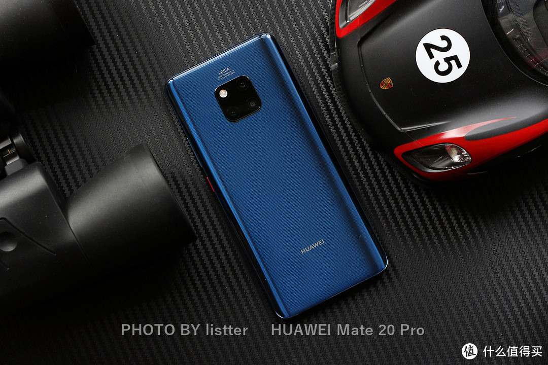 外露刚毅又饱含诗意，HUAWEI 华为Mate 20 Pro宝石蓝图赏