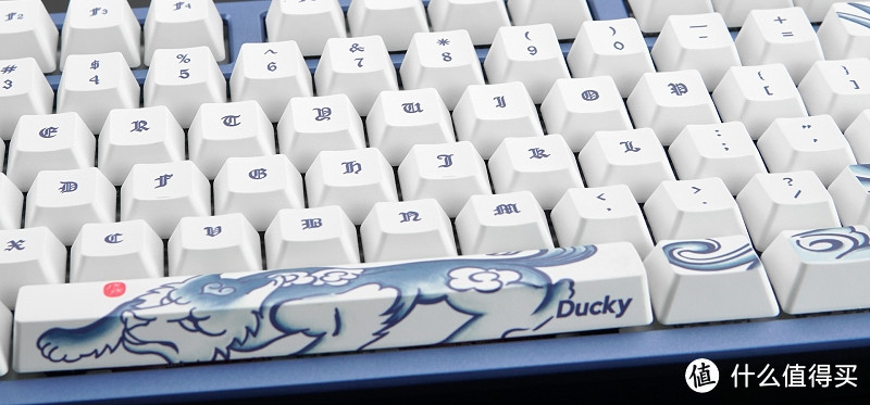 设计源于纹身 Ducky 狗年限定机械键盘体验