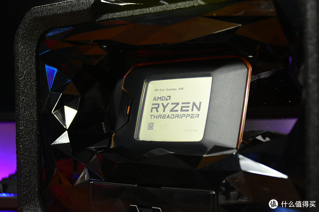 AMD又要上新了!Theadripper 2920X 2970WX 处理器开箱简测