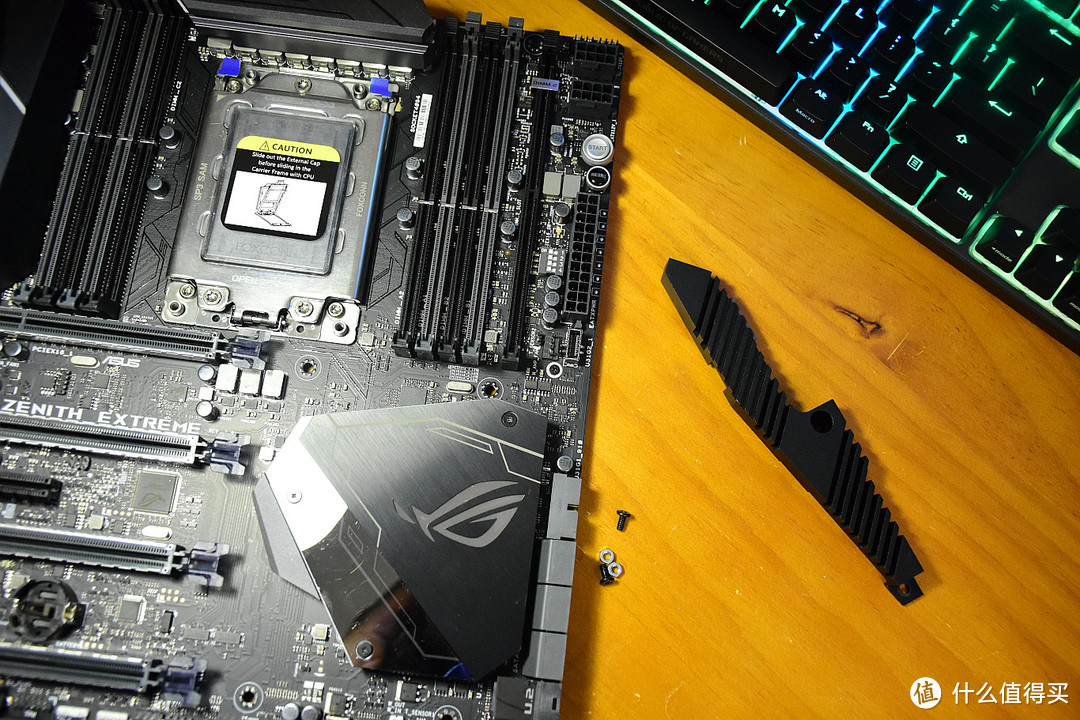 AMD又要上新了!Theadripper 2920X 2970WX 处理器开箱简测
