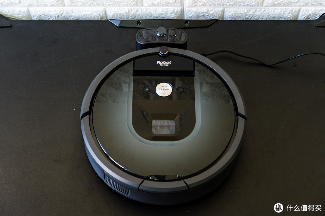 扫擦分离更显洁净：iRobot Roomba 970+ Braava 381 扫擦组合体验测评