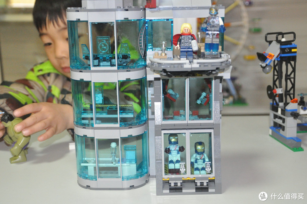 LEGO 乐高 76038 Attack on Avengers Tower 袭击复联大厦