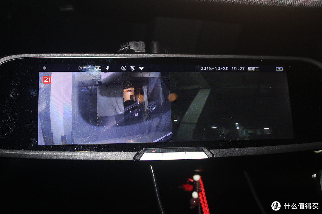 后视镜亦行车记录仪，大屏无光夜视智能后视镜之米志智能 ZM01 行车记录仪使用测评
