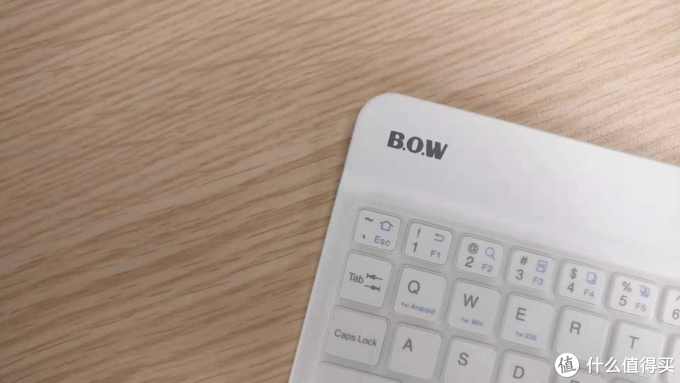 轻巧便携的平板伴侣—B.O.W 航世 无线蓝牙键盘评测