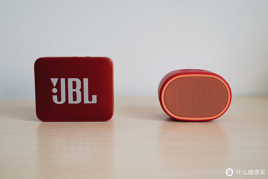 便携蓝牙音箱哪家强?索尼 SRS-XB01 挑战 JBL GO 2代