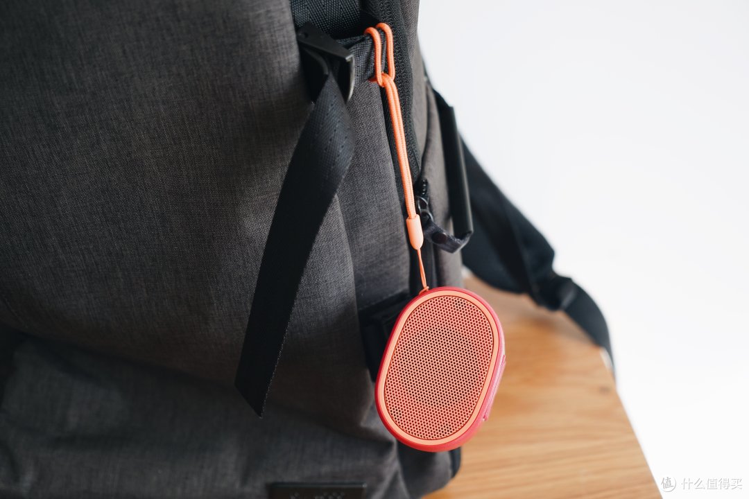 便携蓝牙音箱哪家强?索尼 SRS-XB01 挑战 JBL GO 2代