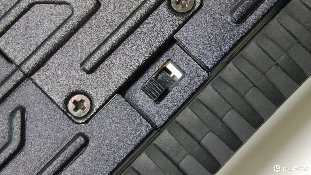 4D实感AR体验—铝合金TopTank试玩