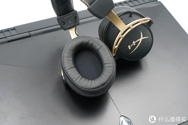 双音腔电竞利器 HyperX Cloud Alpha Gold黑金