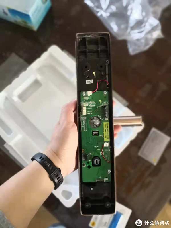 拖延症发作一年后的指纹锁,耶鲁7116,貌似一不小心成首晒