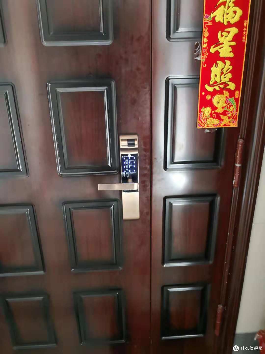 拖延症发作一年后的指纹锁,耶鲁7116,貌似一不小心成首晒